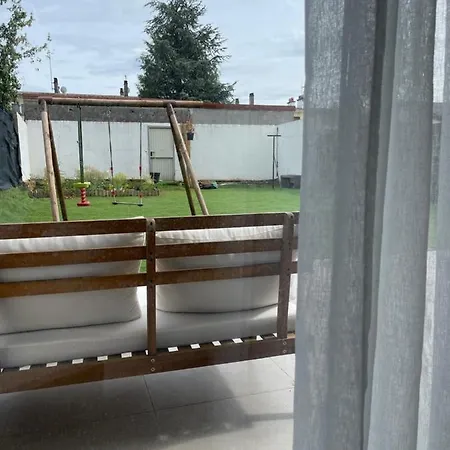 Grande Chambre Privee 18 M2 Dans Maison Proche Gare Et Nancy Thermal