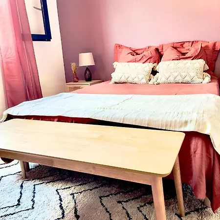 Grande Privee 18 M2 Dans Maison Proche Gare Et Nancy Thermal *