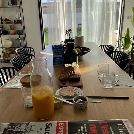 Homestay Grande Chambre Privee 18 M2 Dans Maison Proche Gare Et Nancy Thermal *