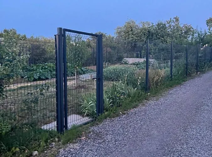 Grande Chambre Privee 18 M2 Dans Maison Proche Gare Et Nancy Thermal Séjour chez l'habitant Tomblaine