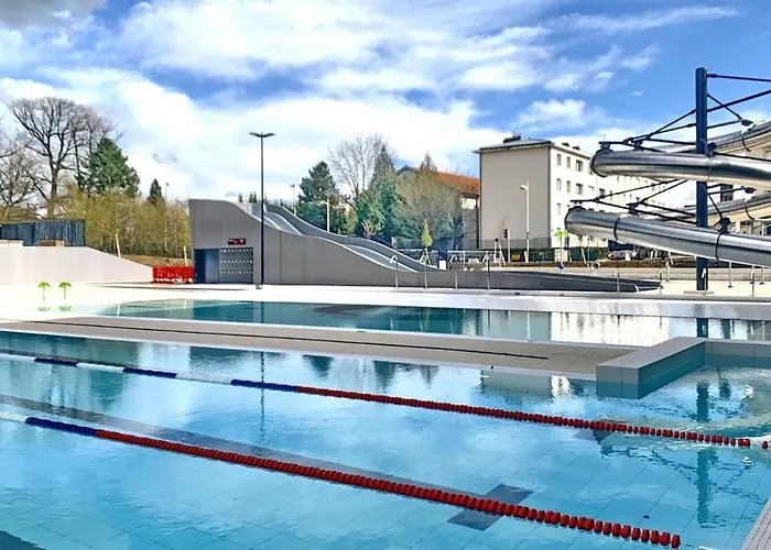 Grande Chambre Privee 18 M2 Dans Maison Proche Gare Et Nancy Thermal Séjour chez l'habitant