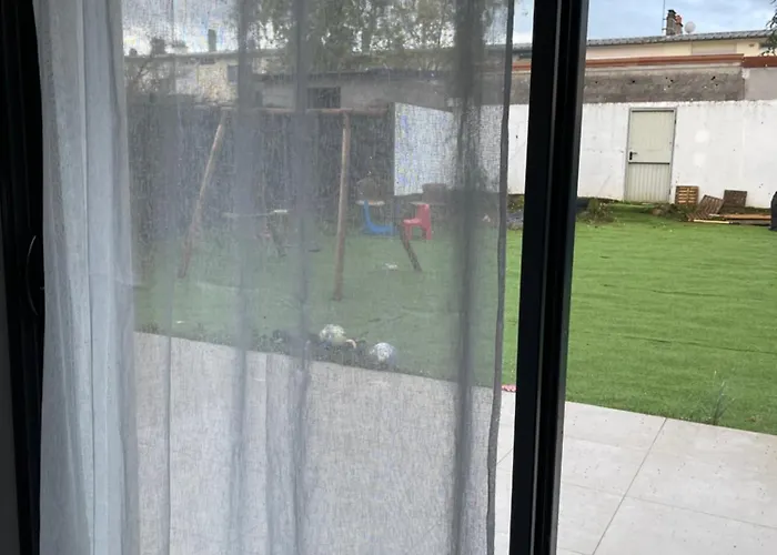 Grande Chambre Privee 18 M2 Dans Maison Proche Gare Et Nancy Thermal Séjour chez l'habitant Tomblaine